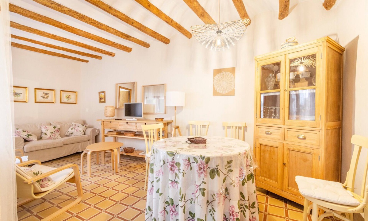 Juncosa House | Rural House 'Casa Estel Miracle' with Private Terrace and Patio