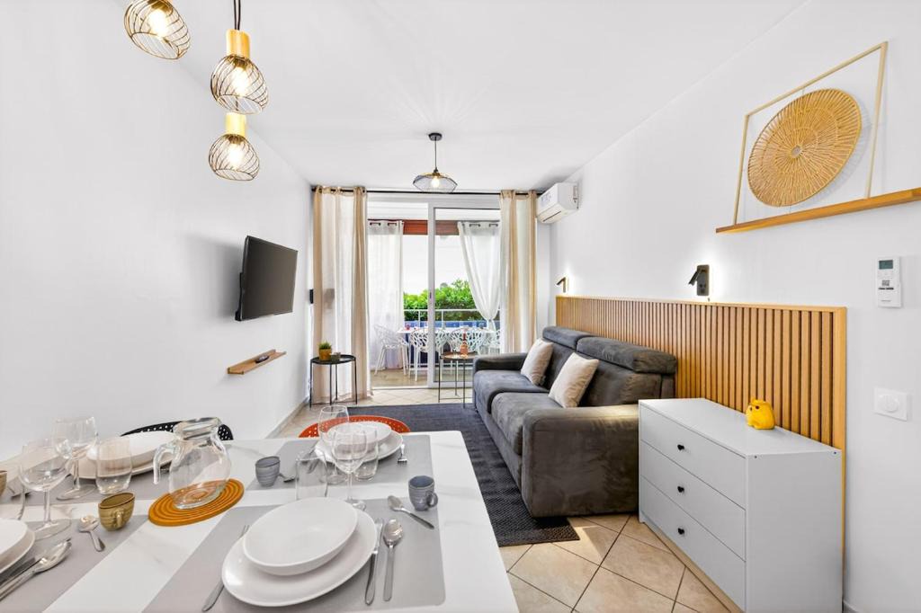 Roquebrune-Cap-Martin Apartment | Séjour moderne à deux pas de la plage