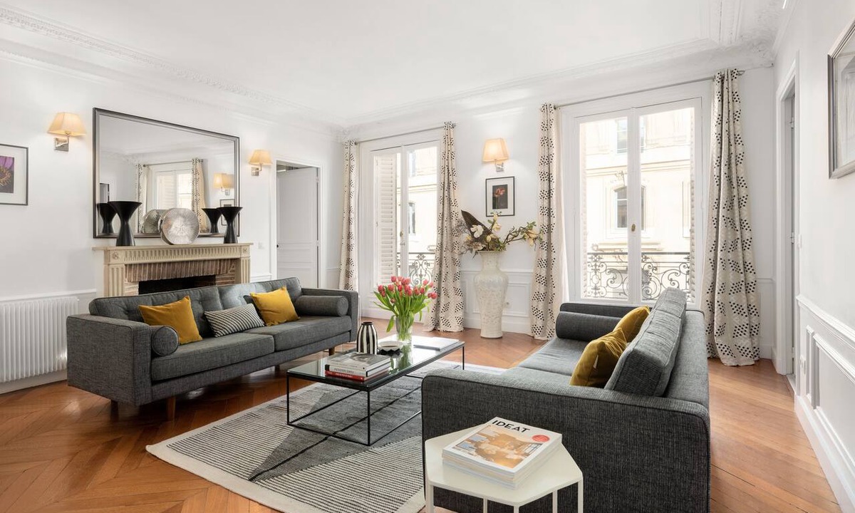 Saint-Thomas-d'Aquin Apartment | Saint Germain Luxury 3 Bedroom