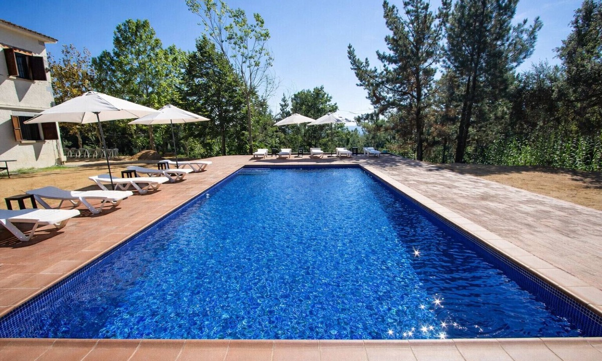 Gualba de Dalt Villa | Saucy Chateau for 24 pax - close to Blanes!