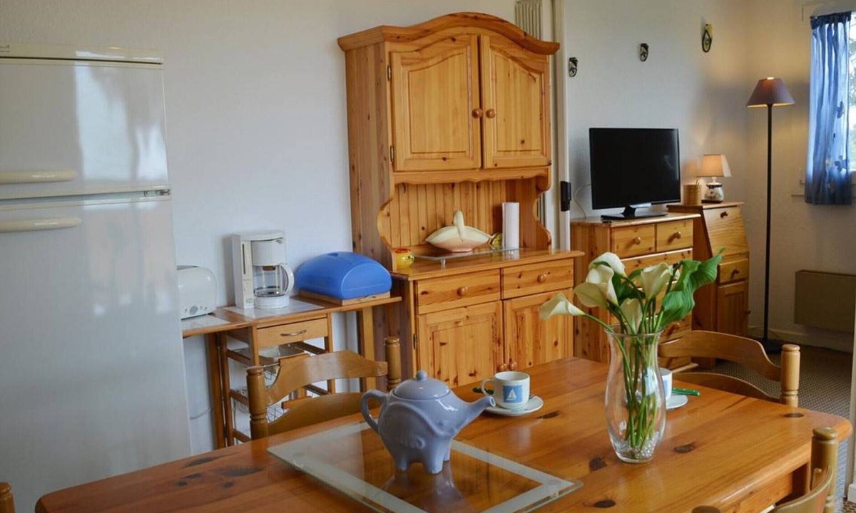 Argeles-sur-Mer Apartment | Sea Proximity: 2-Room Apartment with Terrace, A/C, and 4 Sleeps in Argelès-sur-Mer