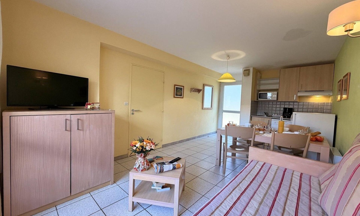 Cerbere Apartment | Sea View Duplex Apartment for 8