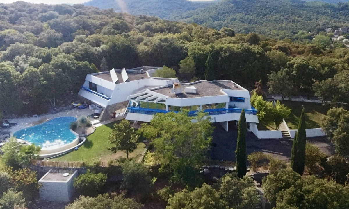 Saint-Jean-du-Pin House | Secluded hill top retreat, with panoramic views over the Cevennes.