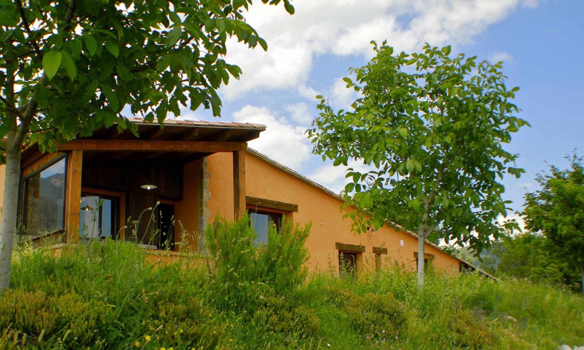 Oden House | Self catering Poble Rural Puigarnau-Pubilló for 12 people