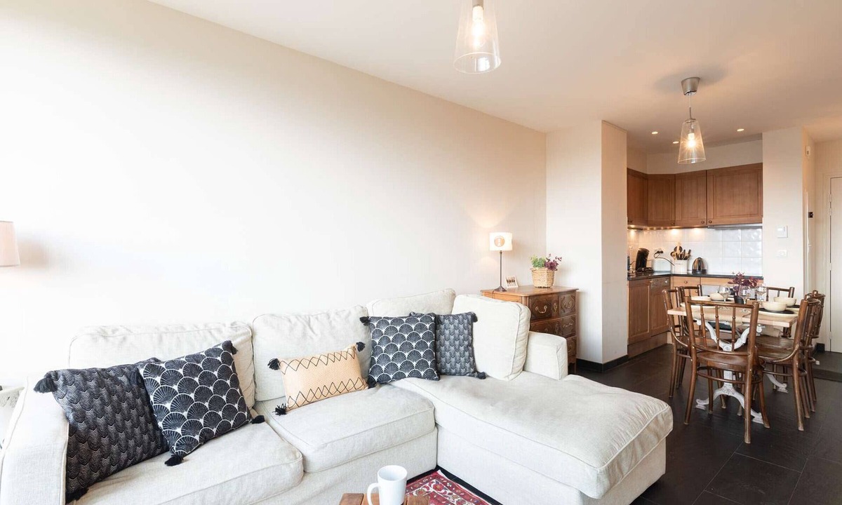 Pla d'Adet Apartment | Ski-in/Ski-out apartment with heated pool and parking