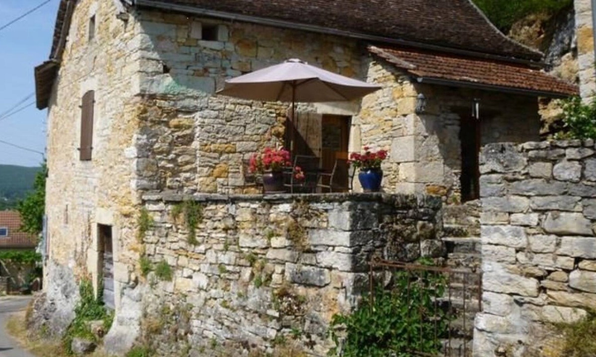 Ambeyrac House | Small charming house