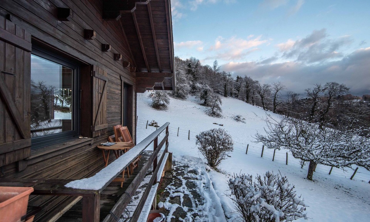 Saint-Aupre House | Small Cocooning Chalet in a quiet location with mountain and forest views