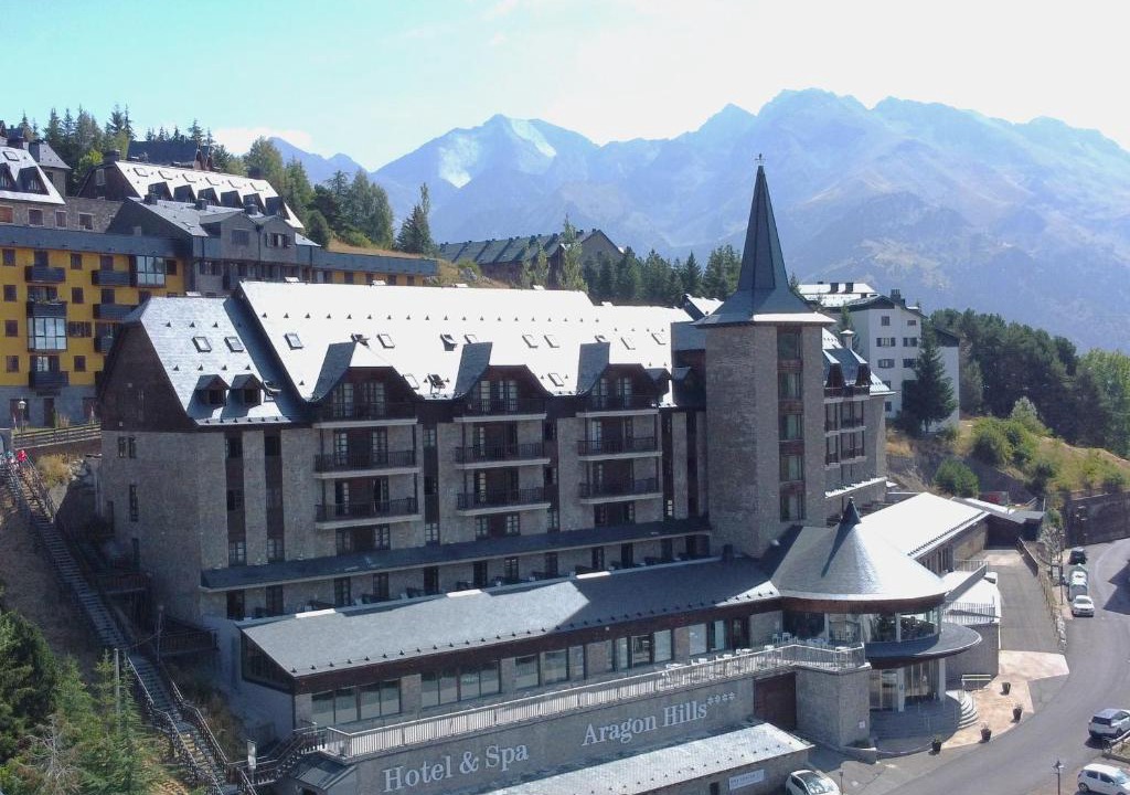 Formigal Hotel | SNÖ Aragon Hills