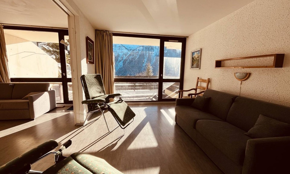 Plan Peisey Apartment | Spacious 2-room apartment for 9 with terrace in Plan Peisey