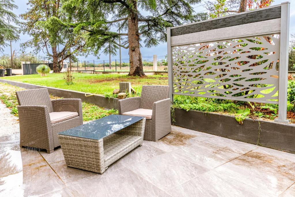 Decines-Charpieu Apartment | Spacieux T3 Grand Large