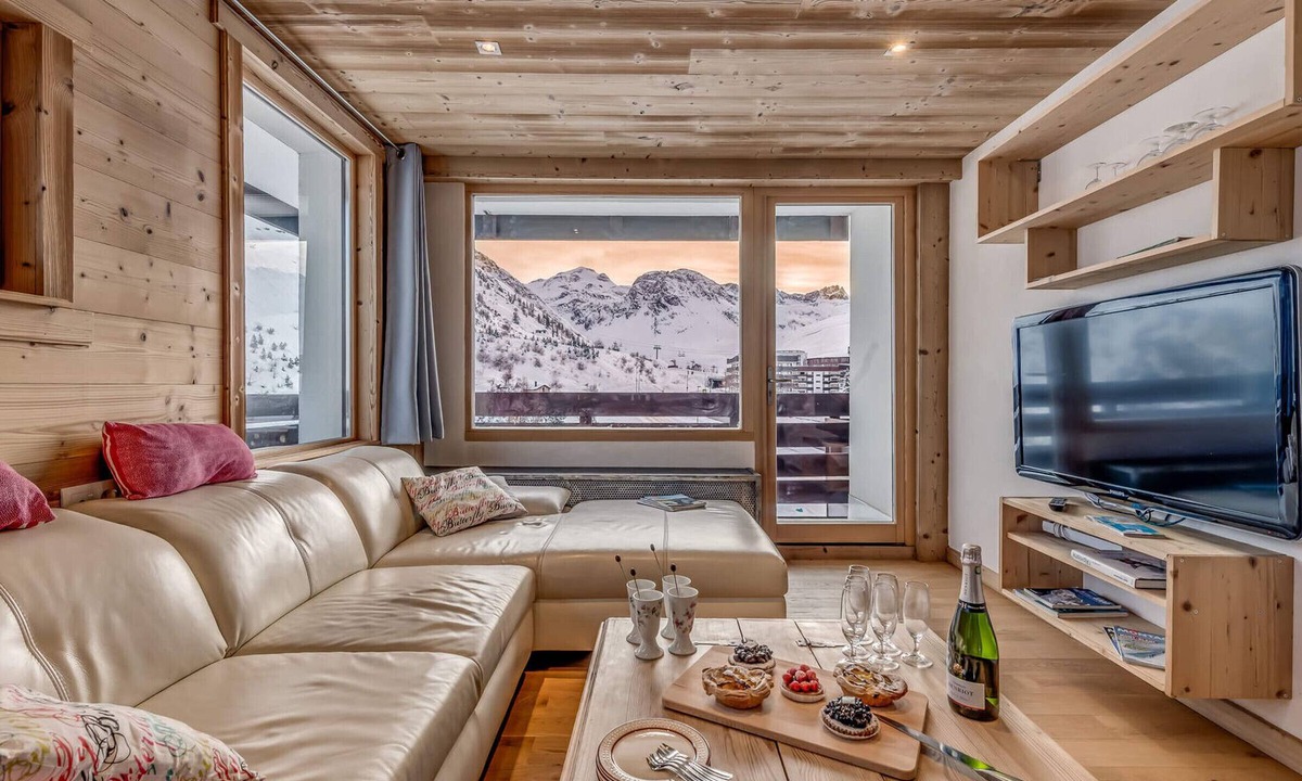 Le Lavachet Apartment | Spacious 3-room flat for 5 in Tignes with WiFi