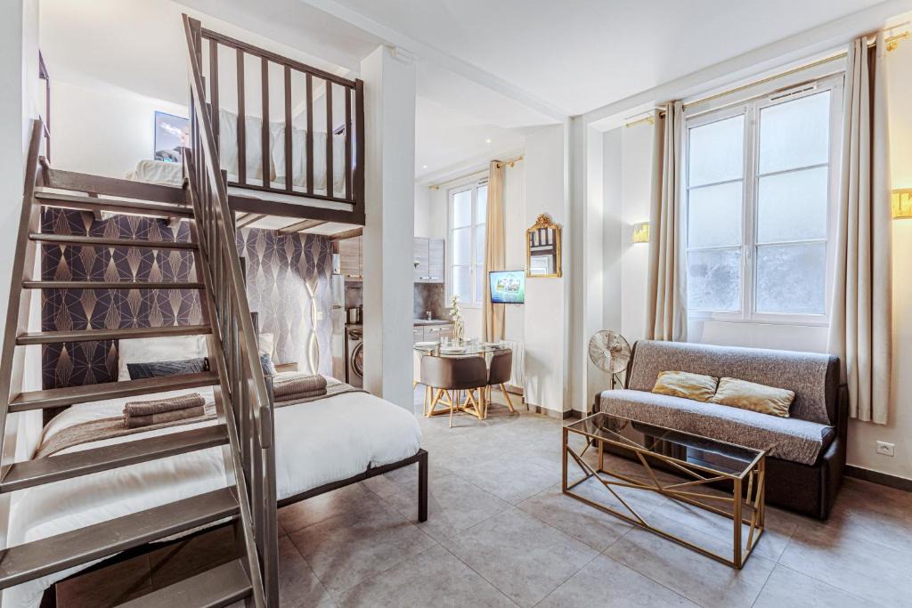 Val-de-Grace Apartment | Spacious Loft near Luxembourg Garden