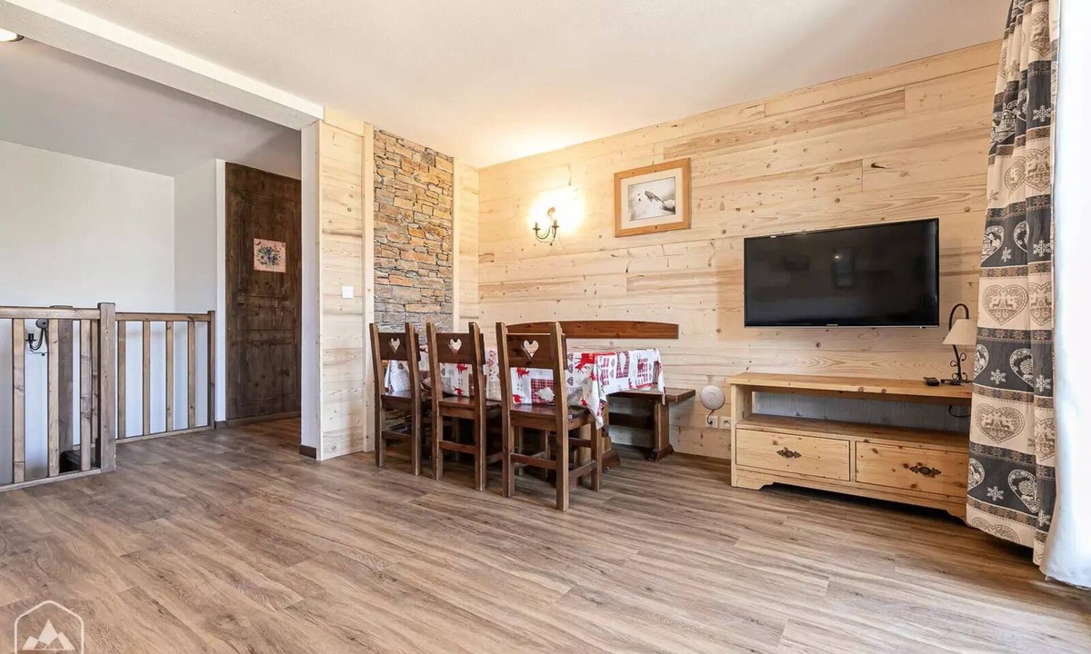 Aussois Apartment | SPO003 Spacious duplex for 6 people with a beautiful mountain view