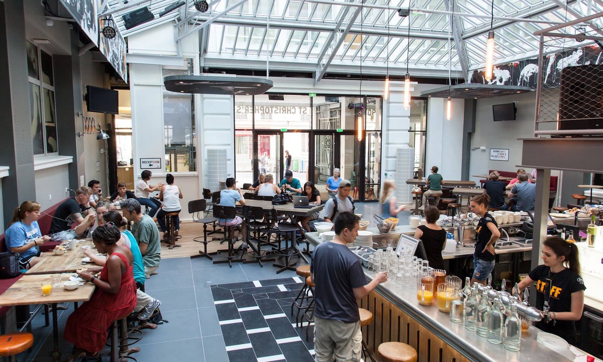 Saint-Vincent-de-Paul Hostel | St Christopher's Inn Gare Du Nord - Hostel