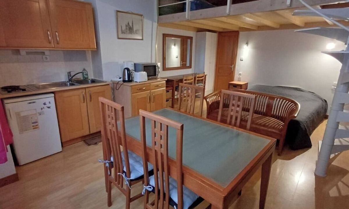 Quartier du Faubourg-Montmartre Apartment | studio - 1 room - 4/6 persons