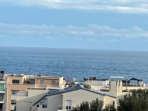 La Madeleine Apartment | STUDIO AVEC VUE SUR MER à 5 minutes de la plage