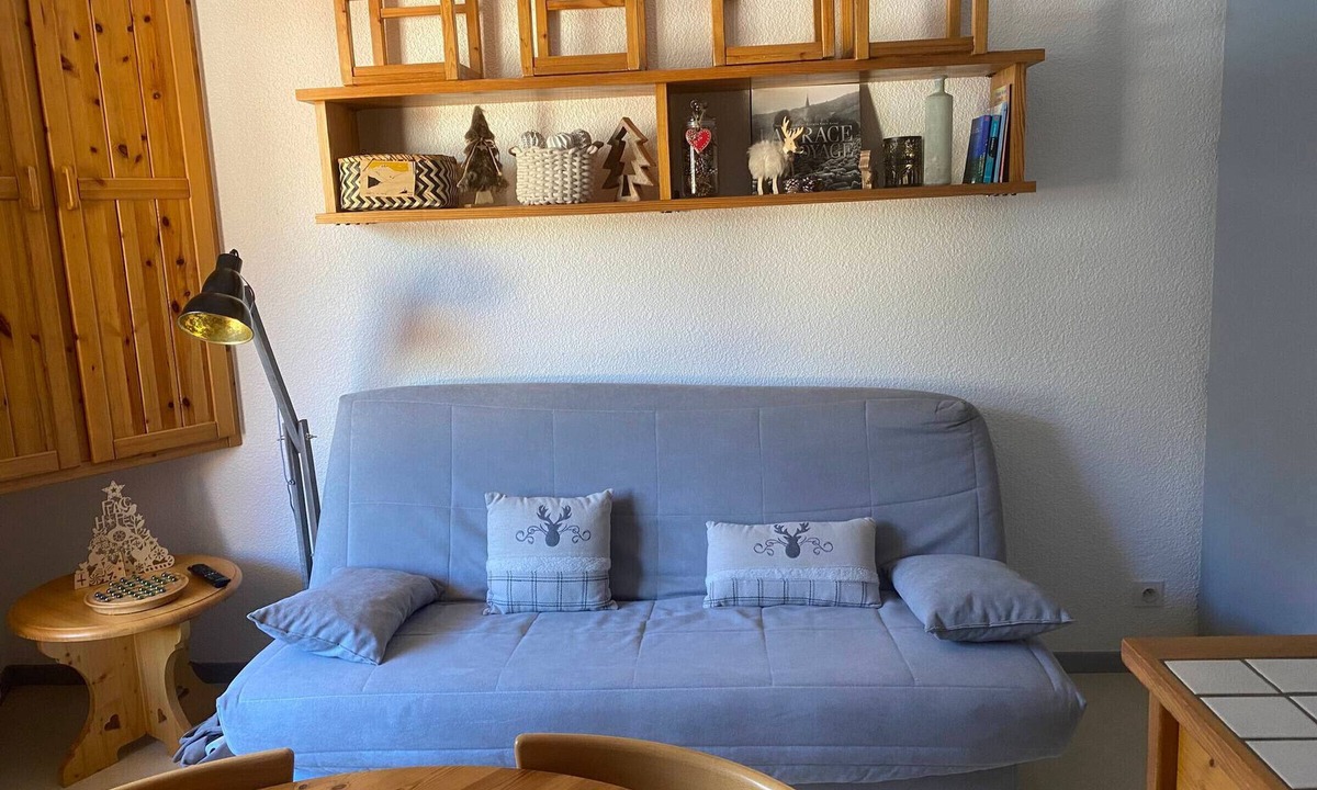 Valloire Apartment | Studio cabin 3 people east-facing with balcony