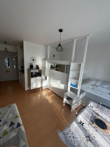 Les Arenes Apartment | Studio cabine Canet Plage Parking