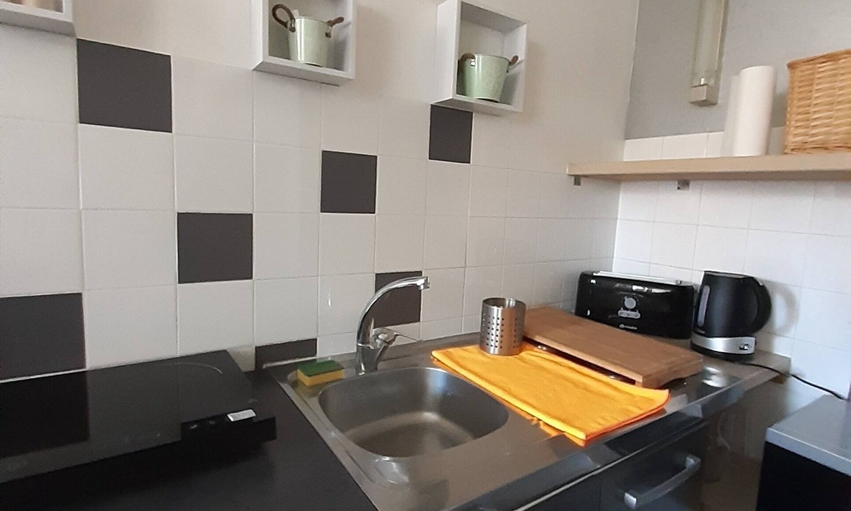 La Canourgue Apartment | Studio Coeur de Ville Dans un des Plus Beaux Villages de France