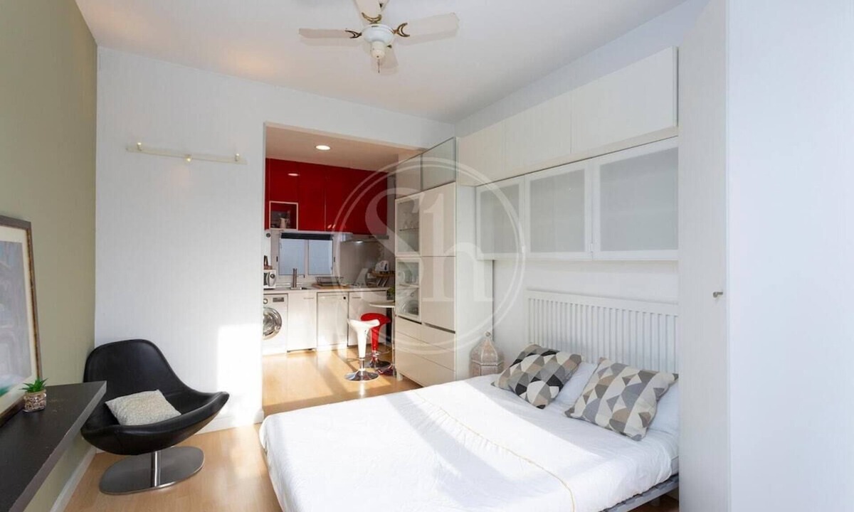 El Guinardo Apartment | Studio for 2 Hospital Sant Pau