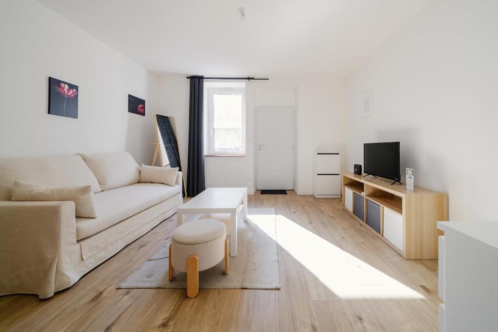 Bourg-en-Bresse Apartment | Studio for 2 people - Air-conditioned - Train station and city center