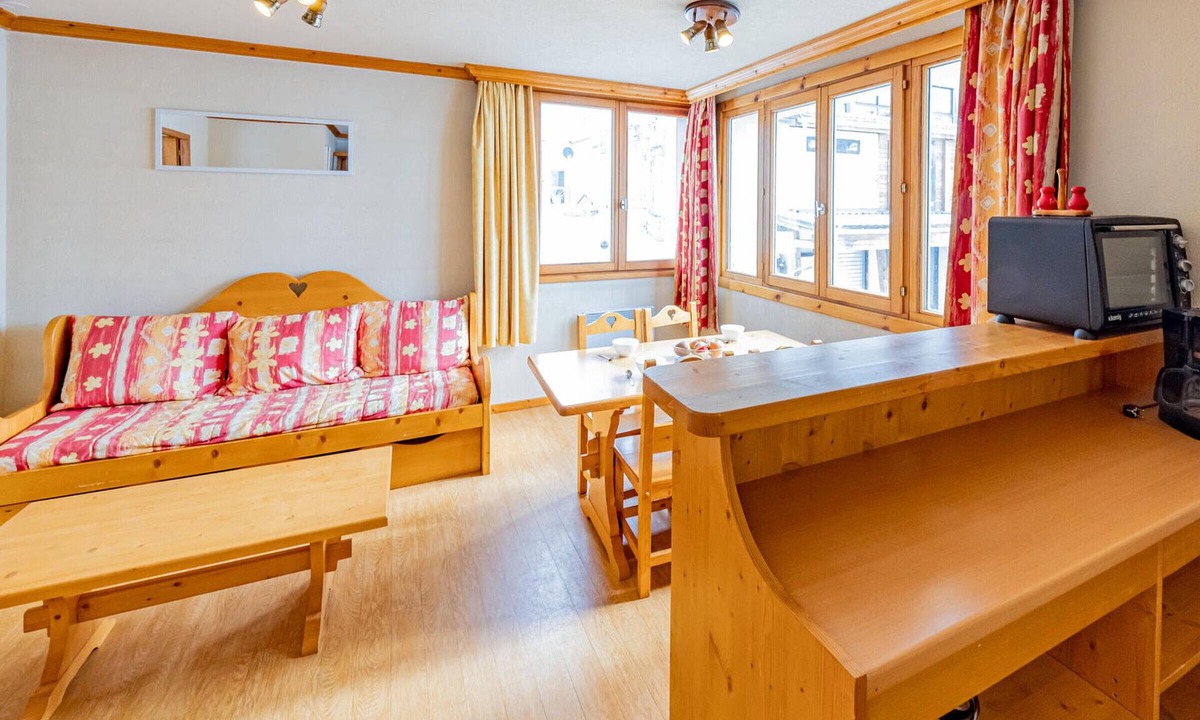 Saint-Francois-Longchamp Apartment | Studio for 4 in resort, on the slopes
