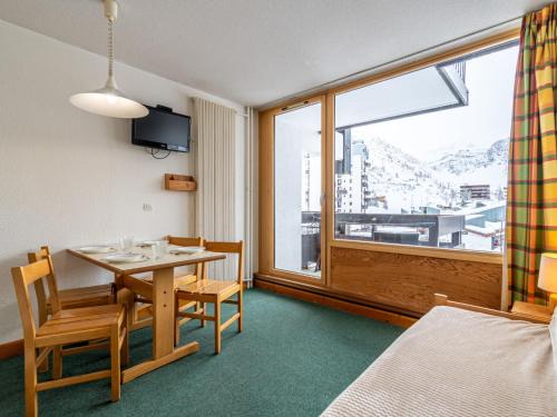 Le Lavachet Apartment | Studio Home Club - Lavachet-13 by Interhome