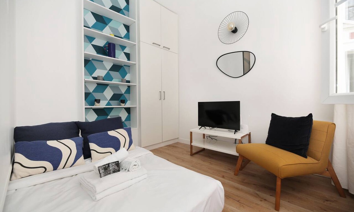 Quartier de la Porte-Saint-Denis Apartment | Studio original et reposant - Paris 10 - 2P