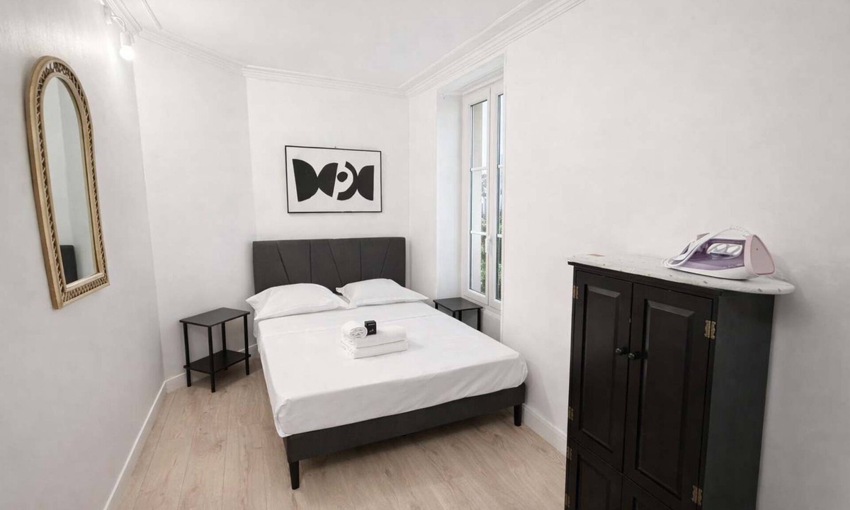 Vivienne Apartment | Studio Parisien grands boulevards Couple ou Solo