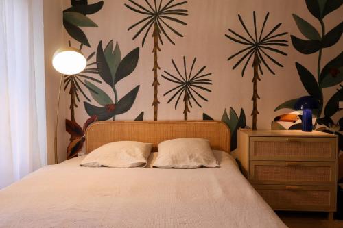 Le Puy-en-Velay Apartment | Studio tropical