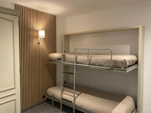 Menton Apartment | Studio Villa la Cigale avec grande Terrasse