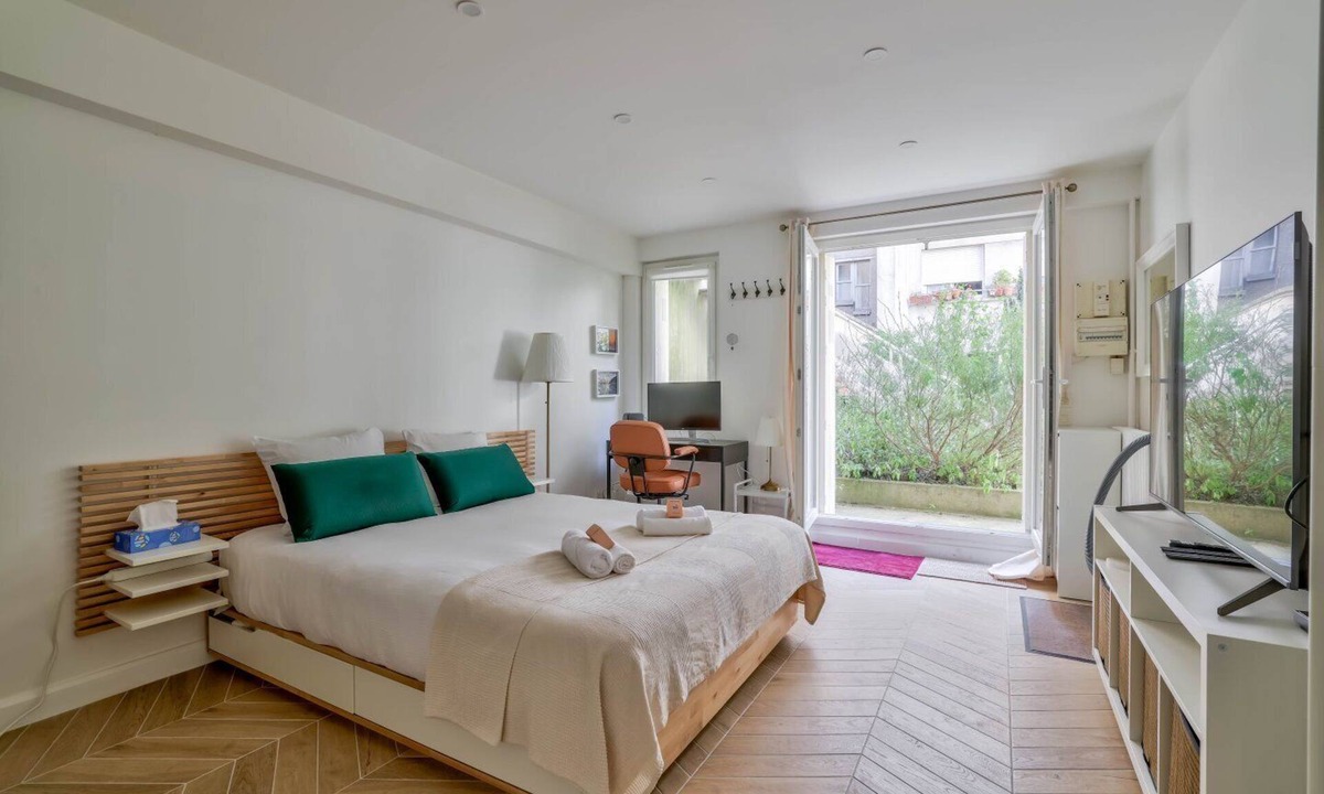 Montparnasse Apartment | Stunning Studio Paris Montparnasse