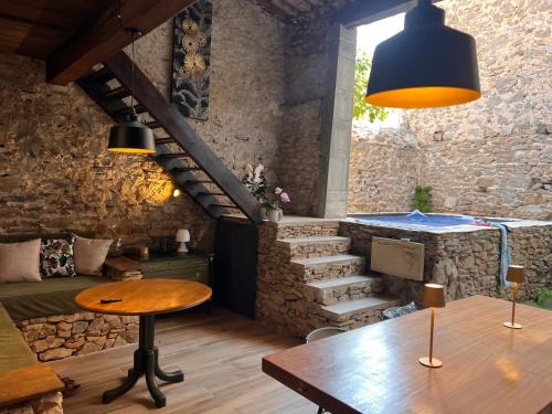 Homps Bed & Breakfast | Suite parentale avec un petit salon