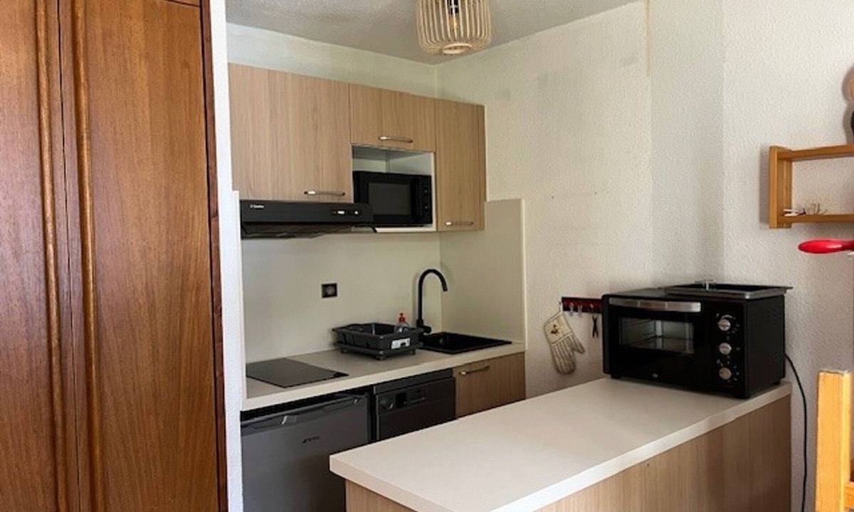 Pralognan-la-Vanoise Apartment | Sunny apartment with balcony - 4 guests