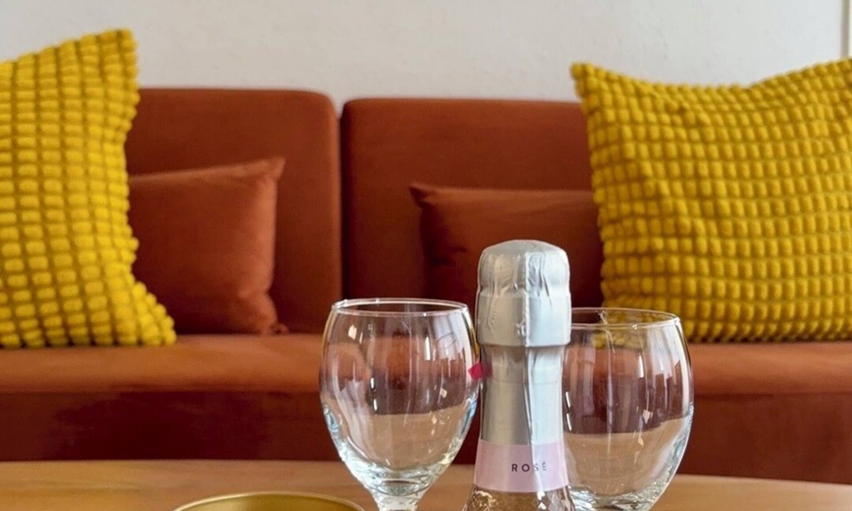 Sant Marti Apartment | Sunny Lemon Suites Metro L2