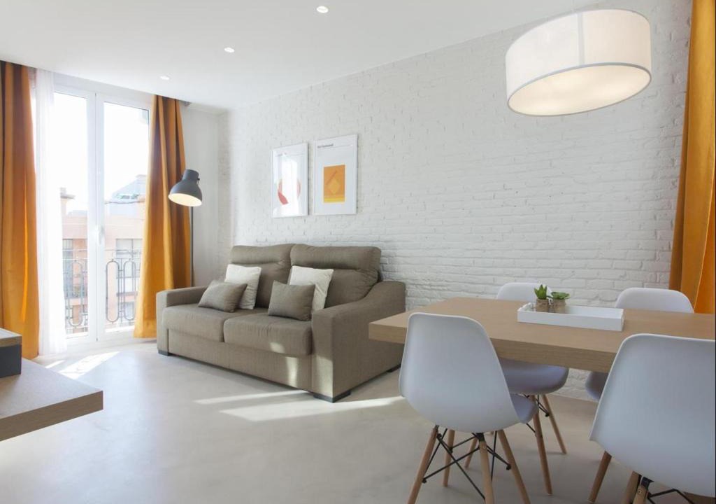 El Parc i la Llacuna del Poblenou Apartment | Sunny Playa Apartment