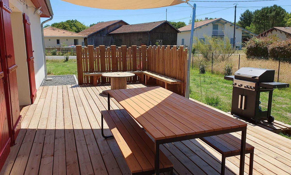 Sanguinet House | Sunny vacation home. Ideally located between lake, beach and forest.