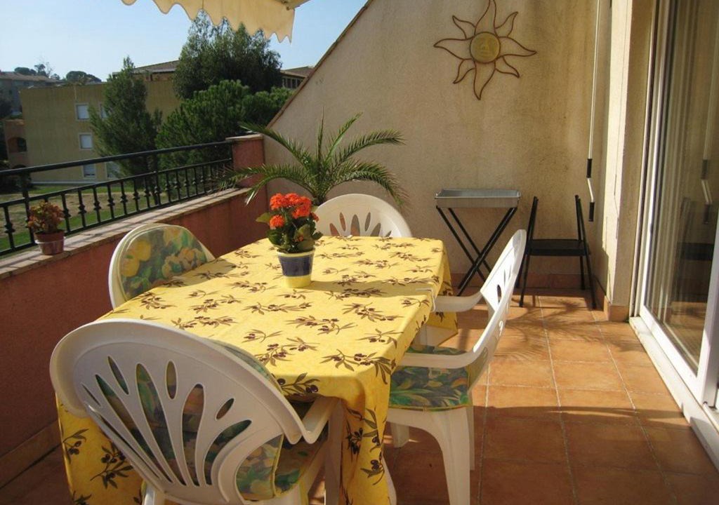 Cavalaire-sur-Mer Apartment | Superbe appartement T3 avec terrasse et parking à Cavalaire-sur-Mer - FR-1-100-206