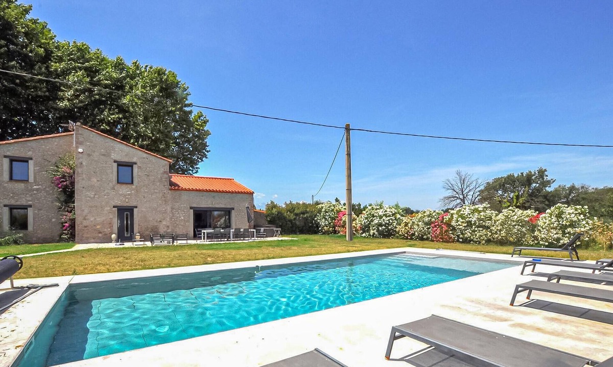Saint-Genis House | Superbe maison piscine privée
