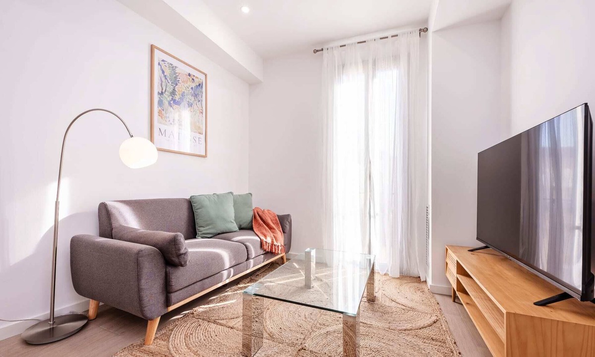 La Ribera Apartment | Sweett | Symphonic Central 101