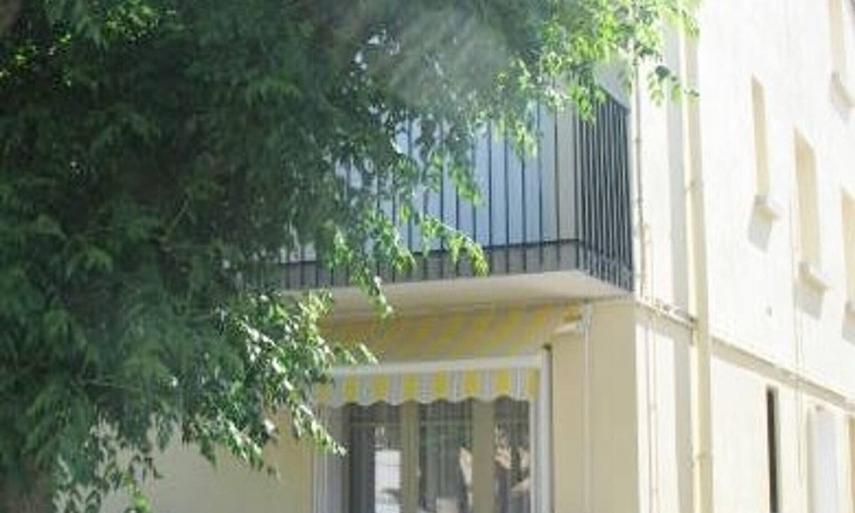 Argeles Plage Apartment | T2 Apartment with Terrace, Air Conditioning and Parking 200m from Beach
