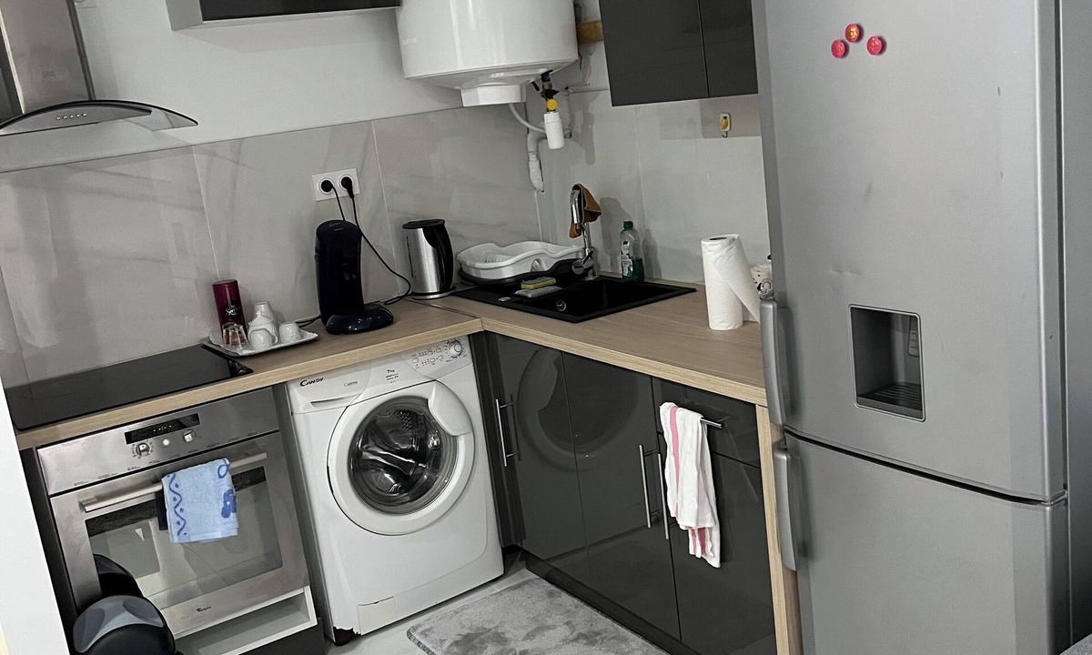 Bagnols-sur-Ceze Apartment | T2 in a quiet villa