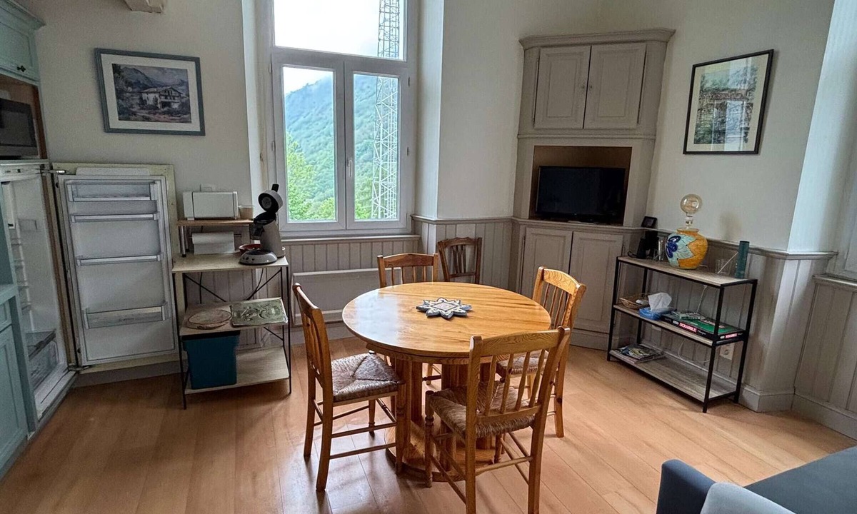 Bareges Apartment | T2 mezzanine with WIFI, sleeps 6, near Barèges center