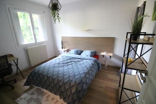 Bourg-les-Valence Apartment | T2 moderne, Parking, Proche Valence & Autoroute