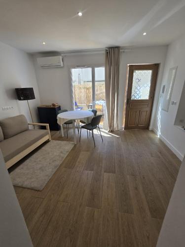 La Madeleine Apartment | T2 Neuf avec Terrasse Plein Sud Plage à 6 min