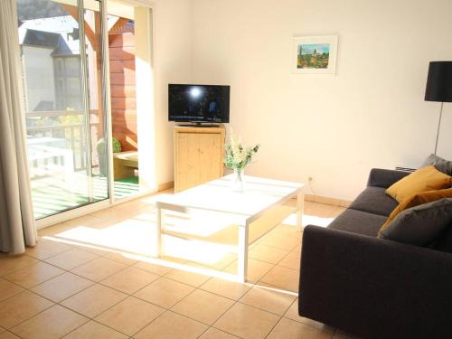 Saint-Mamet Apartment | T3 Sud avec balcon, piscine, parking, animaux ok et wifi - FR-1-313-236