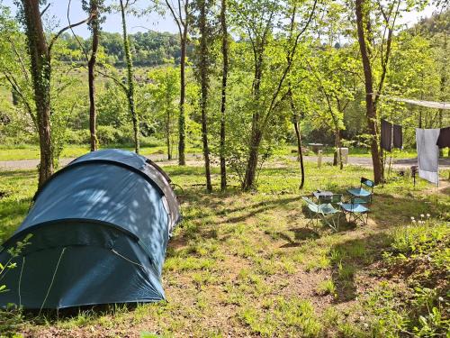 Segonzac Other | Tent Pitch - Emplacement pour tente - Staanplaats voor tent - on Small Campsite in Saint Robert, 19310 Corrèze-Dordogne, France
