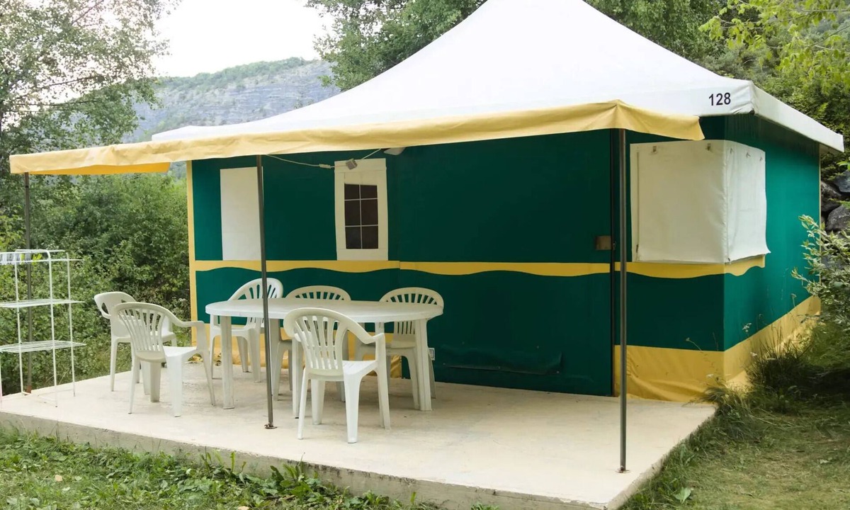 Ubaye-Serre-Poncon House | TENTE TOILEE KIWI 1 to 5 People 5 People