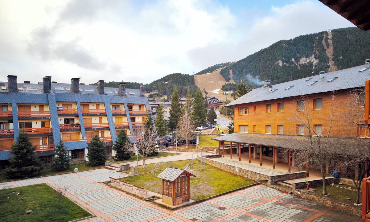 La Molina Apartment | The Best Location at the Foot of La Molina Slopes