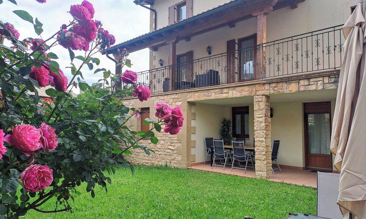 Urroz House | This is a peaceful place to stay: relax with the whole family!
